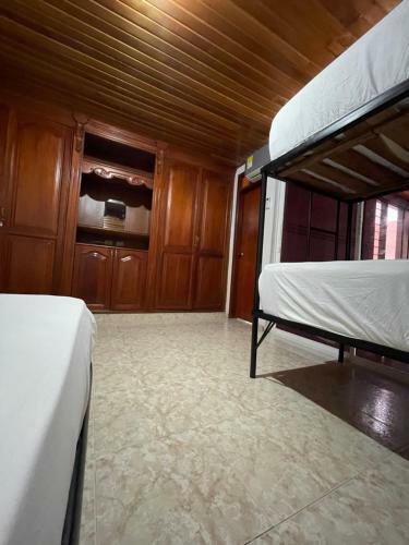 Casa Blanca Incre�ble (casa Completa)