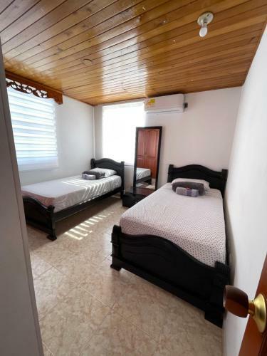 Casa Blanca Incre�ble (casa Completa)