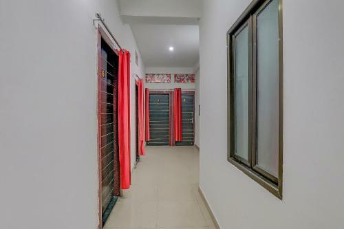 Oyo Flagship 83435 A2z Hotel And Banquet