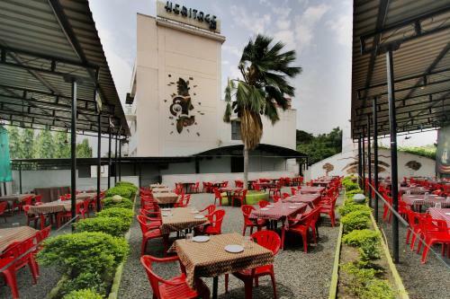 Hotel Heritage Inn