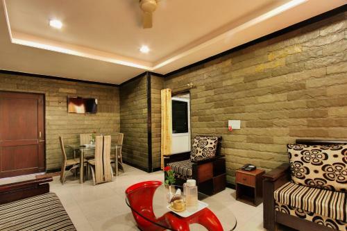 Hotel Heritage Inn