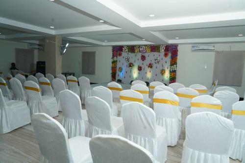 Hotel Ram Convention