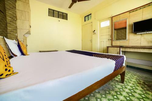 Spot On 62738 Hotel Alankar
