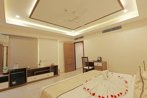 Hotel Krishnavalsam Regency