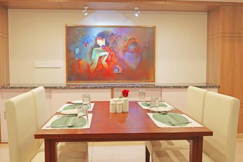 Hotel Krishnavalsam Regency