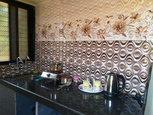 Hostal Shubham Harnai Holidays