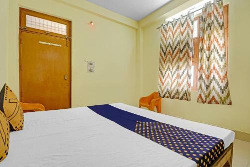 Hotel Spot On 82139 Royal Guest House