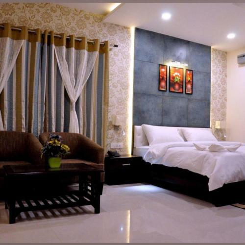 Hotel Bellevue , Gwalior
