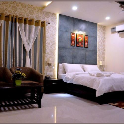 Hotel Bellevue , Gwalior
