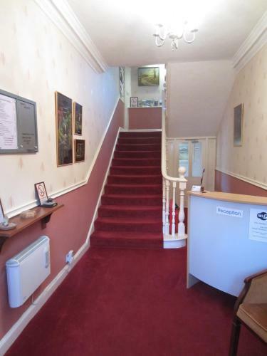 Carmelite House Hotel