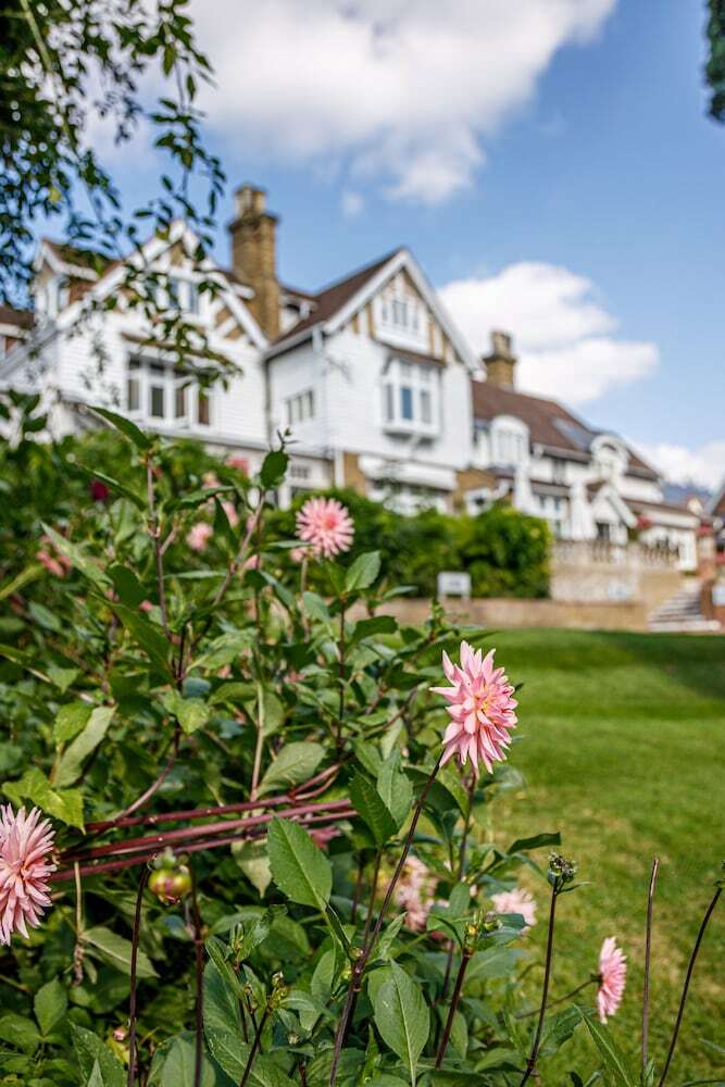 Rowhill Grange Hotel & Utopia Spa