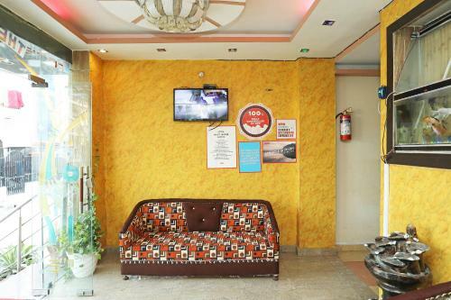 Oyo 24274 Hotel Neel Ganga
