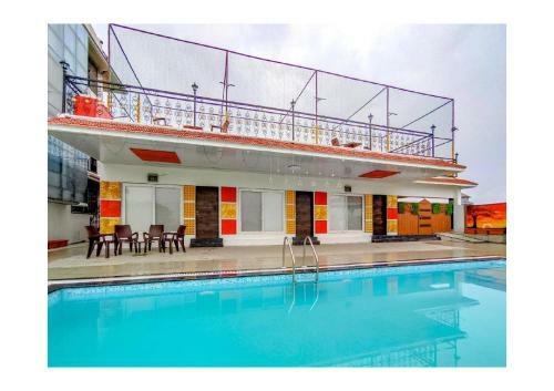 Villa Luxpour 6bhk
