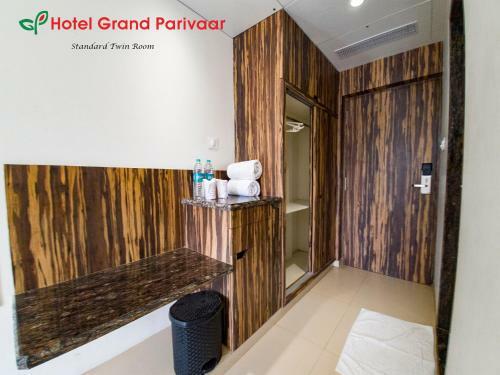 Hotel Grand Parivaar