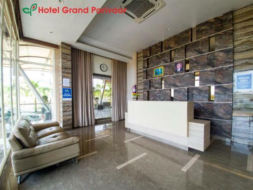 Hotel Grand Parivaar