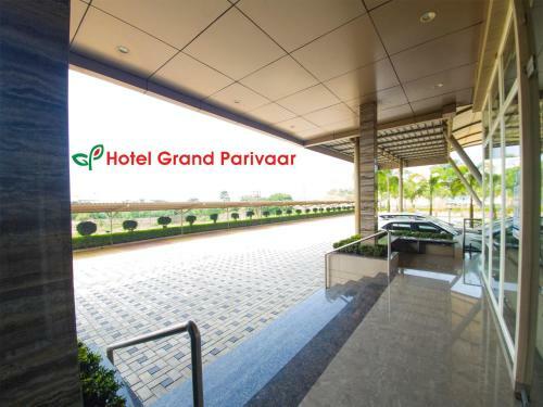Hotel Grand Parivaar