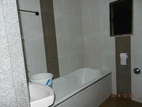 Hotel Ss Resort Near Jaysagar Lake