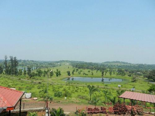Hotel Ss Resort Near Jaysagar Lake