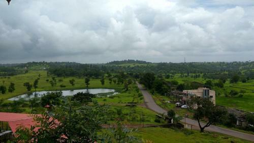 Hotel Ss Resort Near Jaysagar Lake