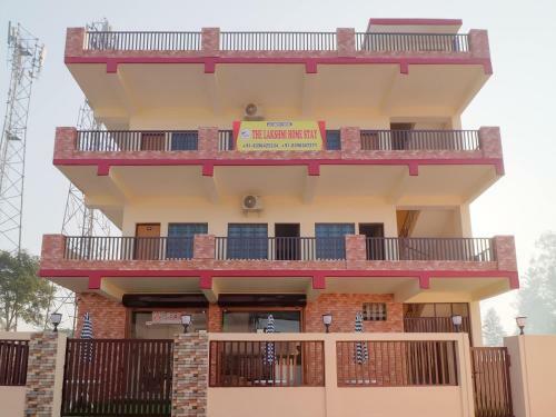 Hotel Oyo 84661 Lakshmi Home Stay