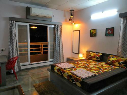 Shrivardhan Homestay