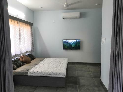 Shrivardhan Homestay