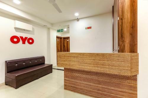 Oyo Flagship 48276 Hotel Agrawal Malwa Mill Rd
