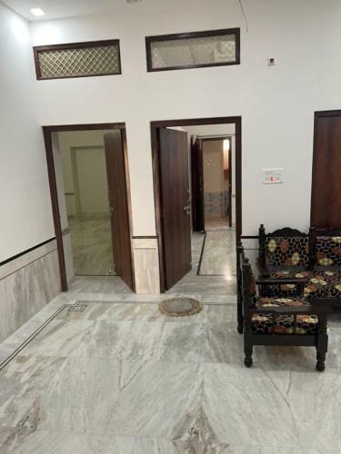 Amrit Nivas