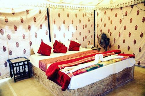 Hotel Flying Desert Camps