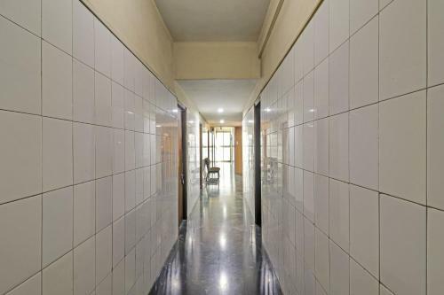 Hotel Spot On 72246 Gayatri Lodge