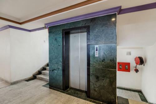 Hotel Capital O 46248 Marjan International