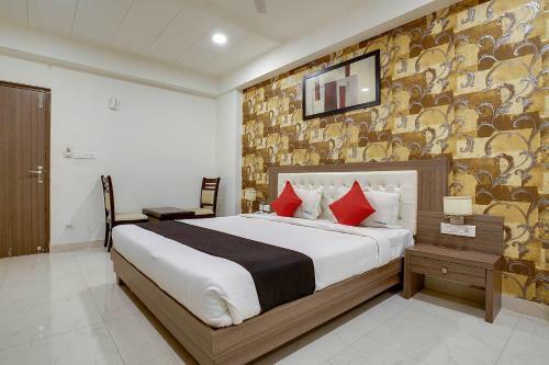 Capital O 49135 Sri Simran Park Hotel