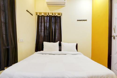 Hostal Oyo 80365 Sri Vinayaka Luxury Hotel