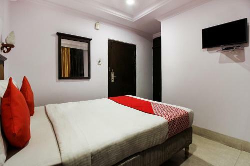 Collection O 36047 Hotel Srinivasa Residency