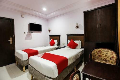 Collection O 36047 Hotel Srinivasa Residency