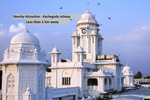Collection O 36047 Hotel Srinivasa Residency