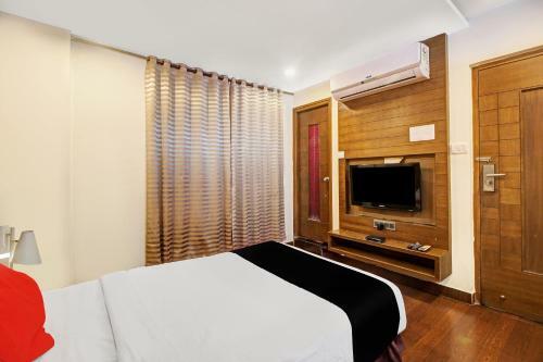 Capital O 82357 Hotel Surabhi Pride