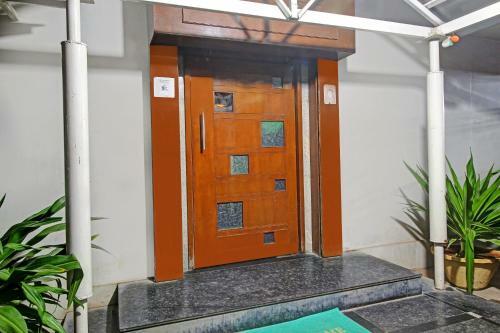 Capital O 82357 Hotel Surabhi Pride