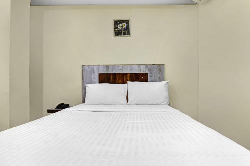 Hotel Capital O 85402 Sri Sai Regency