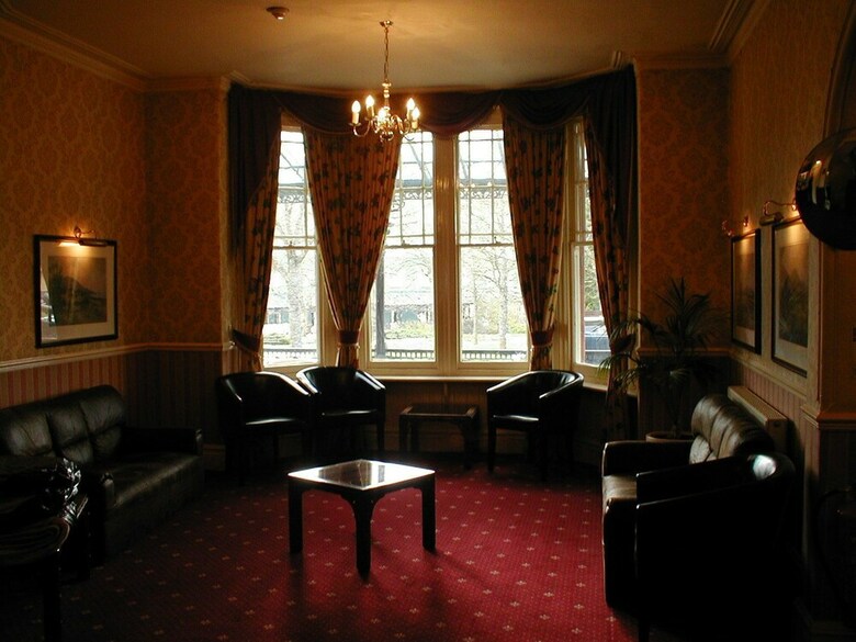 Glen Usk Hotel