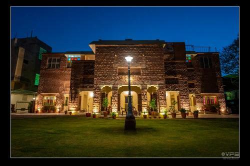 Hostal A Heritage Homestay