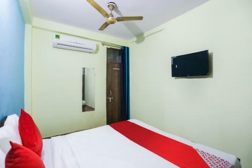 Oyo 64971 The Grand Avenue Hotel