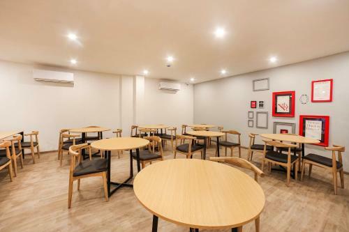 Hotel Oyo Townhouse 148 Sector 46 Gurgaon