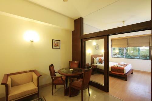 Hostal Sona South City