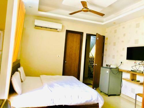 Hotel The Aashiana