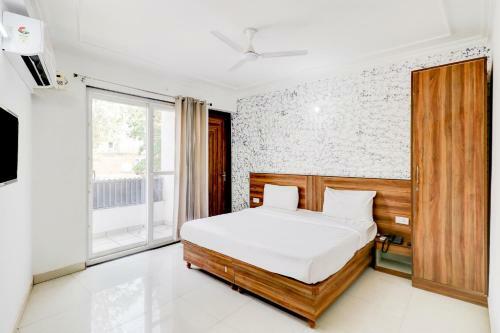 Hotel Oyo 80176 Collection O Star Key Residency