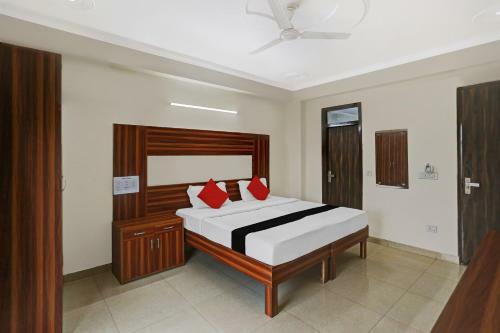 Hotel Capital O 81645 City Residency