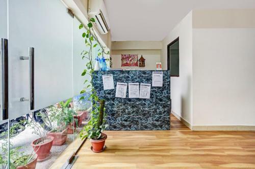 Hotel Capital O 81645 City Residency