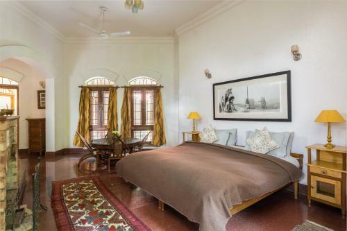 Villa Hostie Chinar Haveli - Heritage Home With Pool, Gurgaon