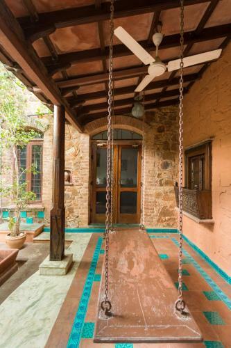 Villa Hostie Chinar Haveli - Heritage Home With Pool, Gurgaon